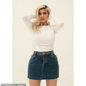 10620640-6774799-Killing_it_Kylie_was_named_the_world_s_youngest_self_made_billio-a-63_1551821736791.jpg