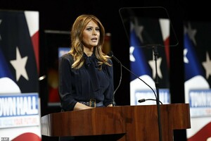 10622244-6774019-First_lady_Melania_Trump_challenged_the_media_to_give_the_opioid-a-45_1551828194752.jpg