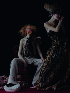 1075892162_03_THEHIVE_MODELS_LORNAFORAN_EDITORIAL_LORNAFORANANOTHERMAGAZINEBYJULIAHETTAANDAGATABELCEN.thumb.jpg.2714b8001655c239ef399dd0c5c2a30f.jpg