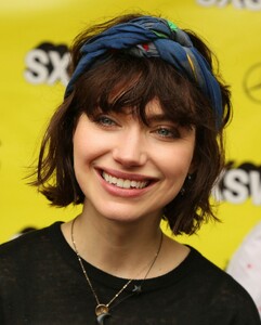 poo160319BZNimage102.jpg