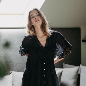 Deborah Ghys - marlo SS19e.jpg