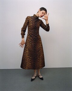 1089818-800w.thumb.jpg.d99bf0cc31b1e78c6cbf0f391dcee12a.jpg