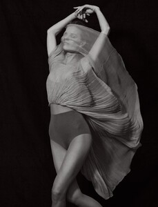 1091274-800w.thumb.jpg.8a34c35fdc48d0112d2beaf3fdfc7d08.jpg