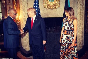 11346246-6841149-US_President_Trump_shakes_the_hand_of_Hubert_A_Minnis_the_Prime_-a-8_1553320280219.jpg