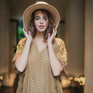 Deborah Ghys - marlo SS19c.jpg