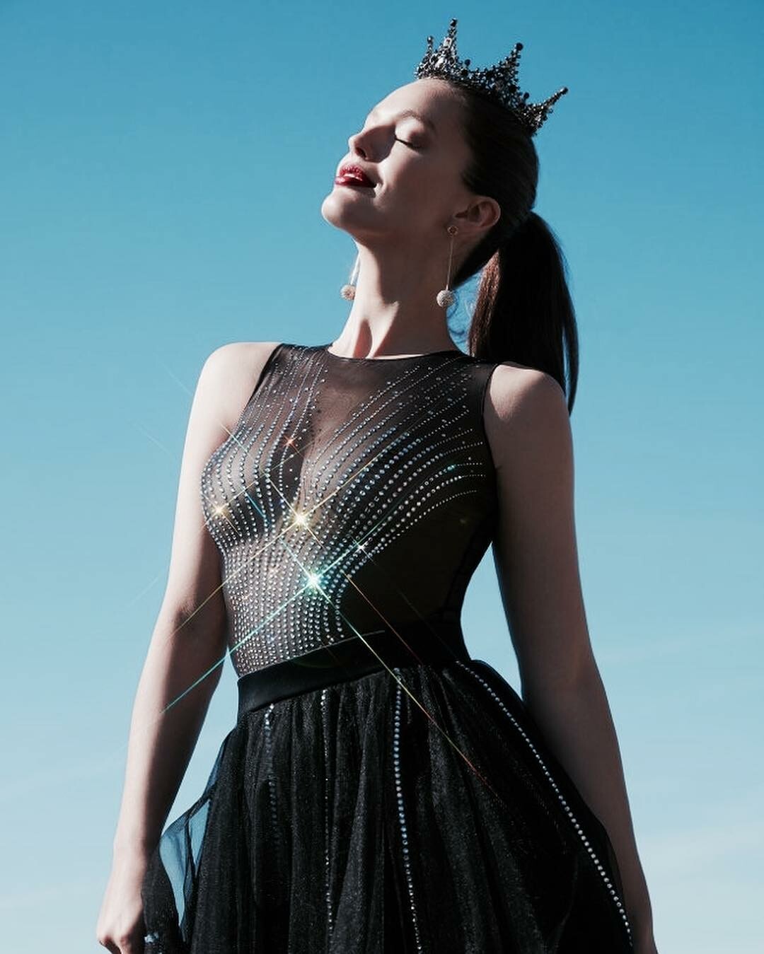 https://www.bellazon.com/main/uploads/monthly_2019_03/1350848702_EmilyDidonato-LaCloverSS2019c.jpg.311f4dffb79bc7fda68051a66e59de8a.jpg