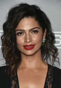 Camila+Alves+5th+Annual+Baby2Baby+Gala+Arrivals+e8goMjTAe37x.jpg