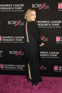 Kate+Hudson+Women+Cancer+Research+Fund+Unforgettable+w7vuG5oLKtex.jpg