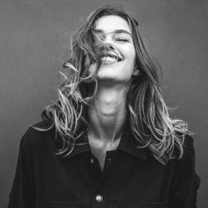 Deborah Ghys - marlo SS19t.jpg