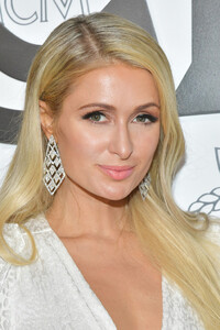 Paris+Hilton+MCM+Global+Flagship+Store+Grand+5iW7ZiBMVo2x.jpg