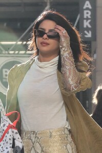       cho190319BZNimage119.jpg