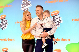 Heidi+Montag+Nickelodeon+2019+Kids+Choice+o8yzfZCYDbmx.jpg