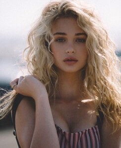 iamcarolinamarie - Bp20XyEFFrw.jpg