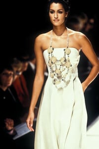 1792026957_GiorgioArmani1994WomenRTW212.thumb.jpg.8d2422432c3a99d1b054766f517934dc.jpg