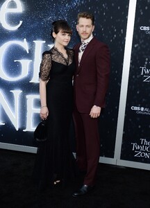       gin270319BZNimage128.jpg