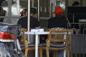         tho310319BZNimage7.jpg