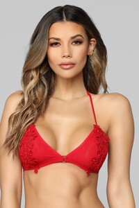 2-20-19_Studio_3_RM_09-33-28_8024TOP_Red_0780_AB.jpg