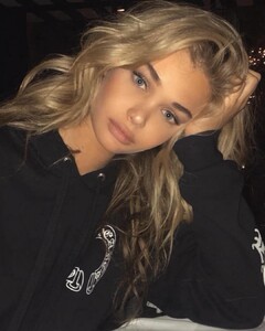 cindy_maino - Bt4KjAFBtBV_Bt4Ki7EBOMT.jpg