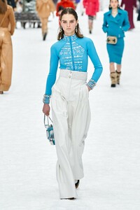 Giselle Norman Chanel Fall 2019 RTW PFW.jpg