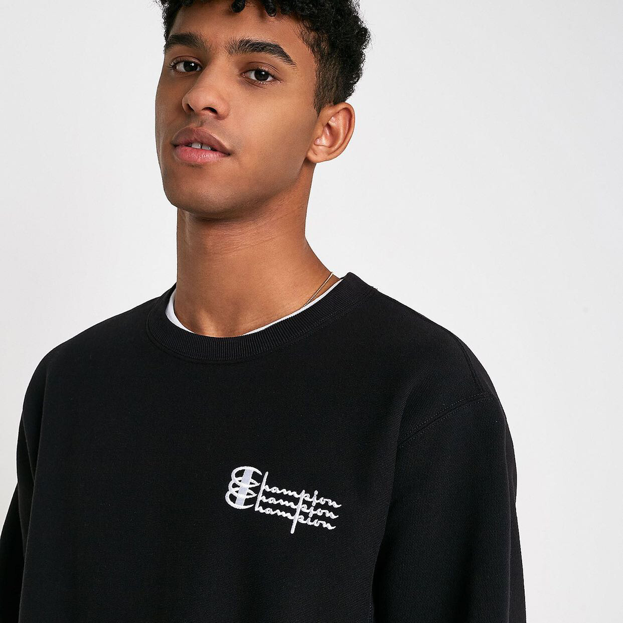 Anyone knows who this model is? From Urban Outfitters EU