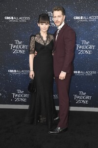      gin270319BZNimage124.jpg