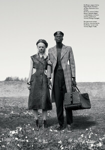 324062479_40_THEHIVE_MODELS_UNIAPAKHOMOVA_BOOK.thumb.jpg.bf779f6e809e0871931ae6b49598c7c3.jpg
