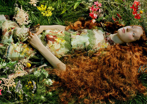 332767166_00_THEHIVE_MODELS_LORNAFORAN_EDITORIAL_LORNAFORANNUMEROMAGAZINEBYMILESALDRIDGEANDSAMUELFRANCOIS.thumb.jpg.ee603eaad4b5a7cbf3c5203fe1b812f2.jpg