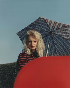 40494755_03_THEHIVE_MODELS_UNIAPAKHOMOVA_EDITORIAL_UNIAPAKHOMOVAHEROINEMAGAZINEBYLAURAJANECOULSON.thumb.jpg.4b7ef9a305665ddeeaaca481f6b73cfd.jpg