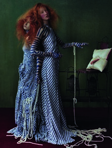 409643125_01_THEHIVE_MODELS_LORNAFORAN_EDITORIAL_LORNAFORANANOTHERMAGAZINEBYJULIAHETTAANDAGATABELCEN.thumb.jpg.b75edf6115f388bf4ffc20b9d59218b1.jpg