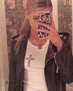 beautifulblondesinspo - BuzCB_XAMln.jpg