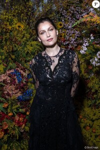 4676081-exclusif-laetitia-castalors-lors-de-la-637x0-3.jpg