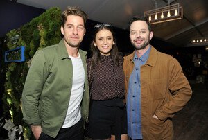         nin110319BZNimage9.jpg