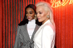 Winnie+Harlow+Launch+ESCADA+Heartbag+Rita+8BmrxMo0fBkx.jpg