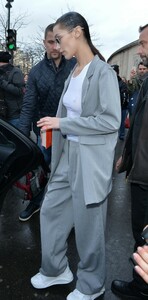         bel020319BZNimage123.jpg