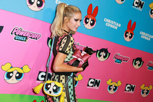 Paris+Hilton+Christian+Cowan+x+Powerpuff+Girls+l3feruCWCpyx.jpg