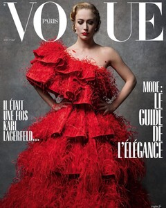Raquel Zimmermann-Vogue-França.jpg