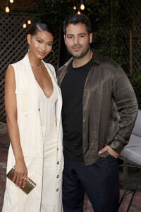 Chanel+Iman+Jonathan+Simkhai+Supports+Children+DjkqVBCoye6x.jpg