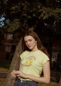 600649912_03_THEHIVE_MODELS_ELLIASOPHIA_EDITORIAL_ELLIASOPHIATHEONES2WATCHBYGIULIAALBERTINI.thumb.jpg.4527df4a80f5d3b2807a6f2e26c37bc0.jpg