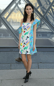 Tao+Okamoto+Louis+Vuitton+Photocall+Paris+RiyURIYqkCOx.jpg