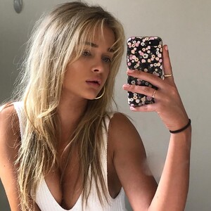 iamcarolinamarie - BncPe9_AfXz.jpg