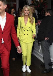 Christie+Brinkley+Christie+Brinkley+Hosts+3nvYsQG-EjSx.jpg