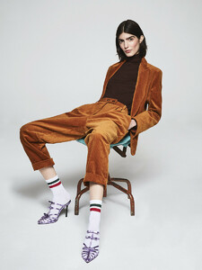 838131503_EDS_FTRS_FASHION_REWEAR_PARTYWEAR5(1).thumb.jpg.6a6dd1aae56a9894f2c4b524a9447a1a.jpg