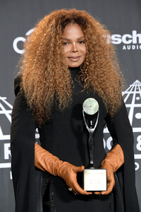 Janet+Jackson+2019+Rock+Roll+Hall+Fame+Induction+TYmfAArMOw3x.jpg