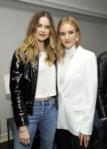 99279119_rex_7_for_all_mankind_ss19_campaign_launch_par_10148441al.jpg