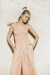 Alina-19.thumb.jpg.d39f4e975d251247d6d04089f4ff322c.jpg