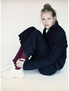 DEIRDRE-FIRINNE-VIVA-MODEL-MANAGEMENT-Portfolio_15web-530x694.thumb.jpg.97f77ce2b66bd141220efb886f02c5da.jpg