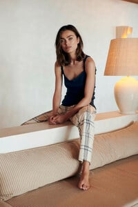Fantasy-Rib-Ink-Blue-top-930113-696-Check-Ivory-pants-930206.jpg