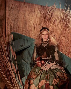Leah-Rodl-Editorial04.thumb.jpg.2cbf66e78f9b61cc8246508af10bc193.jpg