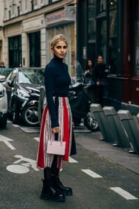 Paris-Fashion-Week-Day-7.jpg