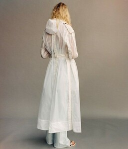 Sasha-Pivovarova-Sportmax-SS19-14-620x721.thumb.jpg.b524036e2e74e5fe22381a6b16397575.jpg